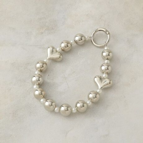 [^ԁFC7134604]t邾ŉ؂₩vXĂ`[V[gtȂ̂ŁAlXȎgłACełyfUCzEn[g^̃`[AX^CbVȃ^ƃtFCNp[̃Rrl[VŐꂽۂ^܂BVvȂ݊AX}zobO؂₩ɍʂ܂ByȂ|CgzEJWAȃfC[X^C͂ArWlXV[ʂȃCxgłłACeBVvȃACeɃvX邱ƂŁA肰ȂIVoAȂ̌Ă܂BƖ̊֌WɂAۂFČꍇ܂B܂Ap\REX}[gtHȂǂ̊ɂA኱iƉ摜̃J[قȂꍇ܂B