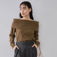 オペークドットクリップ(OPAQUE.CLIP)のオフショルダーニット【洗濯機OK】