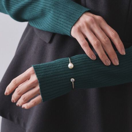 [^ԁFC7135200]tFCNp[ƃrW[ꂼɂiȃoOyfUCzБɃtFCNp[AБɃrW[z^oOB茳ɂ肰Ȃ؂€ƐY܂ByȂ|CgzVvȃVcjbg̑ɍ킹ă|CgɁBʋ΃WPbgx̃s[XɂRɓ݂܂BƖ̊֌WɂAۂFČꍇ܂B܂Ap\REX}[gtHȂǂ̊ɂA኱iƉ摜̃J[قȂꍇ܂B