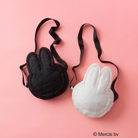 [^ԁFC7194051]miffy x OPAQUE.CLIP̃R{[VACe~btB[a70NR{̃XyVCibvIgȂӂfނVCj[ȏȂǁA~Mtgɂ҂ȃACeoBOPAQUE.CLIPȂł͂̃mg[ACelCi̐VFIǂȂyfUCz~btB[̂𗧑̓Iɕ\tFCX^̃V_[obOB悢ӂ݊̂fނgpĂ܂ByʂȂ̂|Cg𒲐łV_[xgɂ́AIy[NhbgNbṽSB{̓̕t@Xi[JŁAɂ70NLOIWi`[tBwʂƓɂ̓|PbgĂÂׂ̎dɕ֗łB70NLOfUC̉Dƃl[Ă܂BfނŃg[gobOiC71-94050ĵ܂Bydlz|PbgF~1 wʁ~1y~btB[z1955Nɐ܂ꂽ~btB[͏Ȃ̏̎qBI_̊G{ƃfBbNEu[i񂪕`G{̎lłBƖ̊֌WɂAۂFČꍇ܂B܂Ap\REX}[gtHȂǂ̊ɂA኱iƉ摜̃J[قȂꍇ܂Bd:190g(TvTCY)