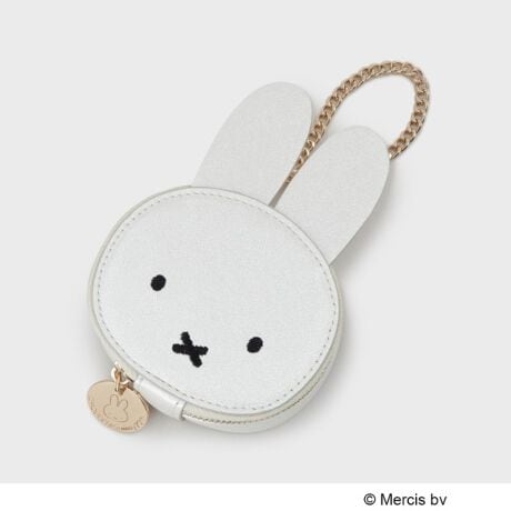 [^ԁFC7194043]miffy x OPAQUE.CLIP̃R{[VACe~btB[a70NR{̃XyVCibvIgȂӂfނVCj[ȏȂǁA~Mtgɂ҂ȃACeoBOPAQUE.CLIPȂł͂̃mg[ACelCi̐VFIǂȂyfUCz~btB[̂𗧑̓Iɕ\P|[`^`[BLLVCj[ȍfނgpĂA؂₩Ȉۂ̃`[łBbvCtHȂǂ̏̎[͂A莝̃obOɎtĂy݂܂Bɂ̓~[ĂAoł̐gȂ݃`FbNɂg܂B70NLOfUC̉Dƃl[Ă܂BfނŁA[pXP[XiC71-94015jAO܂̍ziC71-94016j肪܂B#871WEBƈꕔX܌J[łBy~btB[z1955Nɐ܂ꂽ~btB[͏Ȃ̏̎qBI_̊G{ƃfBbNEu[i񂪕`G{̎lłBƖ̊֌WɂAۂFČꍇ܂B܂Ap\REX}[gtHȂǂ̊ɂA኱iƉ摜̃J[قȂꍇ܂B