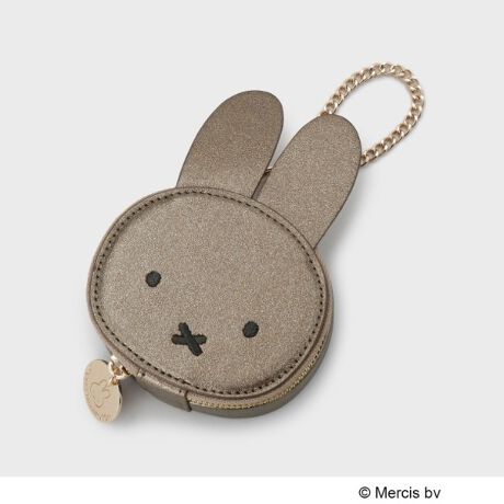 [^ԁFC7194043]miffy x OPAQUE.CLIP̃R{[VACe~btB[a70NR{̃XyVCibvIgȂӂfނVCj[ȏȂǁA~Mtgɂ҂ȃACeoBOPAQUE.CLIPȂł͂̃mg[ACelCi̐VFIǂȂyfUCz~btB[̂𗧑̓Iɕ\P|[`^`[BLLVCj[ȍfނgpĂA؂₩Ȉۂ̃`[łBbvCtHȂǂ̏̎[͂A莝̃obOɎtĂy݂܂Bɂ̓~[ĂAoł̐gȂ݃`FbNɂg܂B70NLOfUC̉Dƃl[Ă܂BfނŁA[pXP[XiC71-94015jAO܂̍ziC71-94016j肪܂B#871WEBƈꕔX܌J[łBy~btB[z1955Nɐ܂ꂽ~btB[͏Ȃ̏̎qBI_̊G{ƃfBbNEu[i񂪕`G{̎lłBƖ̊֌WɂAۂFČꍇ܂B܂Ap\REX}[gtHȂǂ̊ɂA኱iƉ摜̃J[قȂꍇ܂B