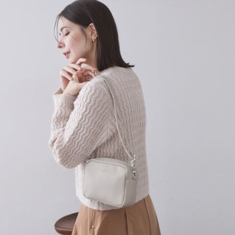 [^ԁFC7115018]X^CÕ|CgɂȂ邫ꂢ߃J[VNIyĕ֗ȃ~jV_[obOIELYڗɂʂ̂VNgpELC߃X^COɂJWAX^COɂ킹₷fUCE}`tŃX}[gtHȂǂ薳܂TCYEV_[Xgbv͒߂\EV_[Xgbv͎O\Ȃ̂ŁAgłDȃV_[Xgbvɕtւ\łEO|PbgtłƎoו̎dɕ֗|PbgF1Ɩ̊֌WɂAۂFČꍇ܂B܂Ap\REX}[gtHȂǂ̊ɂA኱iƉ摜̃J[قȂꍇ܂Bd:165g