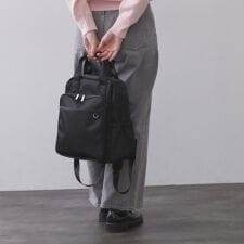 フロントポケットデザインリュック【2WAY／マルチポケット】