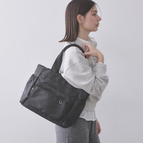 [^ԁFC7115012]sȂǉוƂɊIrbOTCYg[gobOyfUCzEוƂɕ֗ȃrbOTCỸg[gobOE3wfUCŉוd₷A̓}`tȂ̂ŌڈȏɎ[͂܂BE{̂́AfC[gɊAH{|GXefނgpĂ܂BE{̊Oiwj̃t@Xi[t|Pbg͖{̂Ƃ̊ԂɃL[P[X̎ʂ̂ŗsɂ߂łBE{̓̓|Pbg̓V[gdlŁA500mlybg{g̎[ɕ֗BE{̃tg̃t@Xi[|Pbgwʃ|Pbg̓X}[gtHJ[hP[XȂǏ̎[ɕ֗łB|PbgF13iAOt@Xi[|PbgF2AO|PbgF3A|PbgF4At@Xi[|PbgF2A^|PbgF1jEA4t@C[yHzE̐íA\ʂɂ͂₷\Ă܂BShł͂܂BD琅Z邱Ƃ܂B̌ʂ͉ivIȂ̂ł͂܂BƖ̊֌WɂAۂFČꍇ܂B܂Ap\REX}[gtHȂǂ̊ɂA኱iƉ摜̃J[قȂꍇ܂Bd:550g