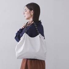 ロープハンドルドロストミドルトートバッグ【軽量／A4サイズ対応】