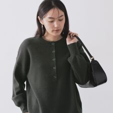 ヘンリーネックニット前後2WAY【洗濯機OK】