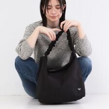 ドロストフリルハンドルA4ショルダー