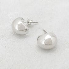 オーバルシェイプ メタルピアス