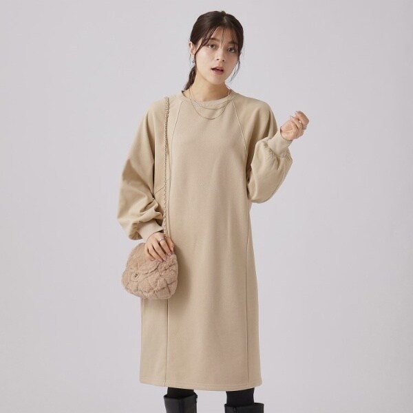 ADORE ブラッシュドスウェットワンピース マキシ丈 フレアスリーブ 黒 38 ADORE ブラッシュドスウェットワンピース マキシ丈 フレア