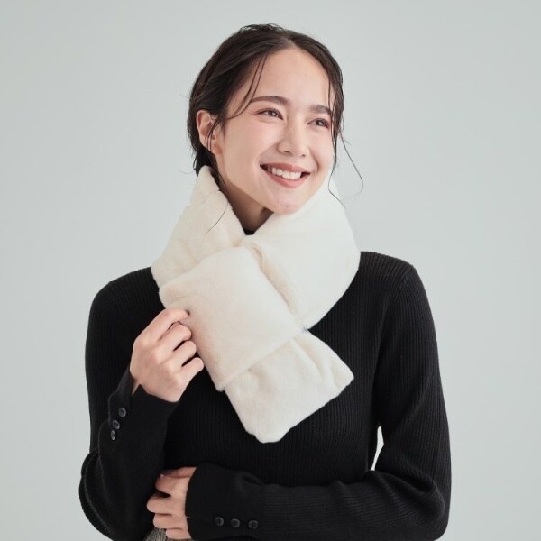 洗えるリバーシブル】ポケッタブル 中綿マフラー | シューラルー