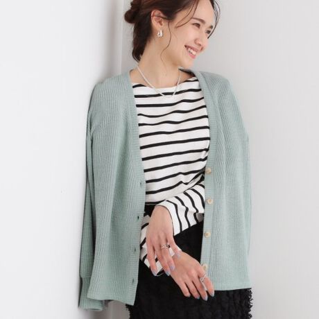 [^ԁFC6232005]yfUCzVvVlbNJ[fBKBTVcȂǂ̏ɊyɉHDVGbgłBfނ̏cČʂł茩̂|CgBfނƂĂ_炩̂ŐSn悭Ă܂ByX^COzFXȃACeɍ킹₷AɃJWAȃR[fɂ߁Bɂ̓vgTVcɁACオĂ甼TVcȂǂ̏ɂƉHDĂ܂BꂢɃJo[Ȃ̂ŁAאg̃pc⃏ChpcAOXJ[gƂoXǂĂ܂ByfށzK[[̂悤ȂȂ₩ł炩ȃ^b`A\ʂ̉ʂIȃW[WfނgpĂ܂BɐGƏ_炩āAȂɂȂ钅SnłBƖ̊֌WɂAۂFČꍇ܂B܂Ap\REX}[gtHȂǂ̊ɂA኱iƉ摜̃J[قȂꍇ܂B