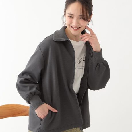 [^ԁFC6232004]yfUCzX|[eBȈۂɂȂ肪ȃWbvAbvu]AlۂĂƊA`ʋ΃JWA܂Œ܂킹邱ƂlĂ肵܂B݂Ƒu͂╝LŁAt@Xi[܂ŕƃX^CbVA̓vbVAbvƔB̐ɐ؂ւA悢RN[VGbgA͑O㍷J[uCɂ邱ƂŒ邾ŃT}܂B񌳂܂Ńt@Xi[ċ܂JƁAʂҁBt@Xi[͏ォJ邱Ƃ\ȋtJI[vt@Xi[ŁAR[fɂ킹ăoXς邱Ƃł悤ɂ܂ByX^COzfނ̕\悭ꂢ݂Ȃ̂ŁAe[p[hpcȂʋ΃JWAX^CɂB̃t@Xi[JāAChpcXJ[gȂǂ킹ď炵NV[R[f߂łBɂ̓Ci[Ƀ^[glbNC[hAgȂĂAvgT⃌[XȂǉʊCi[āAt@Xi[ĂƂ݂lۂJWAR[f܂Byfށz\ʂꂢȌyʃW[WfނgpĂ܂BydlzE|PbgF~2Ɩ̊֌WɂAۂFČꍇ܂B܂Ap\REX}[gtHȂǂ̊ɂA኱iƉ摜̃J[قȂꍇ܂B