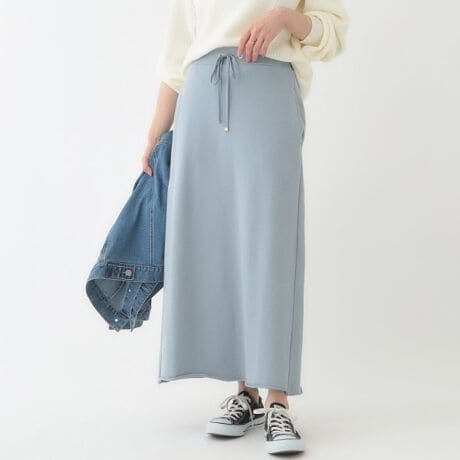 [^ԁFC6272002]yfUCz肵VGbgɂACXJ[gBёfނgpAlJWAȕ͋CɂĂ܂B̌^ꂢɌVGbgƁA񂪂ꂢɌ䊴ɂ܂BEGXg̓SŒE̍ۂyłBJWAȒɂgőlۂĂ܂B͏J[悤؂ςȂdlłȂꊴ܂ByX^COzCႢɂ͂jbgAȂ΃vgTȂǁAJWAgbvXȂ畝L󂯂邱ƂoVGbgB̓Xj[J[߂łACɂ̓T_߁ByfށzJWAA{gɍœKȌ݂̗уW[WgpĂ܂BydlzE|PbgF~2EEGXgSEhXgEnȂCgO[i011j͂ⓧ邽߁ACi[̒p߂܂BƖ̊֌WɂAۂFČꍇ܂B܂Ap\REX}[gtHȂǂ̊ɂA኱iƉ摜̃J[قȂꍇ܂B