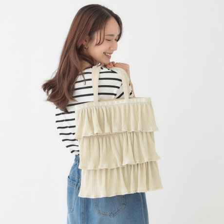 [^ԁFC7002311]yfUCzv[cneBA[hfUCɂ؂₩̂g[gobOłBA4TCYTCYŁAfC[gɂZj[̃TuobOɂ߂łBydlzE|PbgF~1EA4t@C[Ɩ̊֌WɂAۂFČꍇ܂B܂Ap\REX}[gtHȂǂ̊ɂA኱iƉ摜̃J[قȂꍇ܂Bd:200g