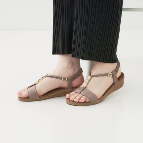 [^ԁFC7012011]؂₩ȃrW[|Cg̃tFCNXF[hJ^IVEFbW\[T_B߃|Cg1Ȑ̂^̃EFbW\[́ArIȐsɂB߃|Cg2ꂪڗɂZ߂̃x[WJ[̒~́Aӂӂ̃NbVĂAԂ̎gpłɗD݌vB߃|Cg3ƕɂ͔GǂtFCNXF[hfނł񂾃MU[SgpĂAɗDtBbgpJpJɂłB߃|Cg4rW[⃁^p[c͂D݂̈ʒuɃAWł܂B̏i͔Ŕ܂B炩߂BƖ̊֌WɂAۂFČꍇ܂B܂Ap\REX}[gtHȂǂ̊ɂA኱iƉ摜̃J[قȂꍇ܂Bd:Б230g(TvTCY)