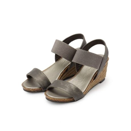 [^ԁFC7012506]݌v̔35˔jIi2025.4_j2016NɔANNql̐𔽉fȂǂAiĂЎŗEFbW\[T_uV[_vIN͍܂łňԂD]fUC𕜍AbSɏƂ悤ɏCAɗ₷j[A܂B`xĂ|Cg`yЎŗzSdlŗ܂ܕЎłƗIytBbgzbxgSɂȂĂ̂łz[hĂƂpJpJɂBy₷zԂ̂悢\[ŕ₷ɂBy芴zEFbW\[Ȃ̂Ńq[Ăɂ芴BɊ肸炢AEg\[łBy聝zbxg͑̍̃J[uɍ킹ĊpxĂDtBbgBxg͂ӂӂdグłByz~ɍRۖhL@\tBǐʂ͉ivIł͂܂jyӂӂz~ŜɃNbVĂsɂՌzĂ܂By킹₷zRNfށAW[g̉Ă炵VvfUCBVo[(006J[)AS[h(007J[)AuY(008J[)̓̂郁^bNH̑fނgpĂ܂ByTCYz25F22.5cm35F23.5cm45F24.5cm̏i͔Ŕ܂B炩߂Byql炢RgzE͏̂łCIтɍ̂łAV[[̃T_͎̑ɂsb^B@炭ɗ̂ŁAsĂ܂B5ڂłB@JoĊłB@(g:153cm@̌^:ӂ@lCr[25TCYw)EN̓x[WAS[hwB@̉Ă͖̂悤ɗĂ̂ŁAVo[ǉB@{ɗ₷BĂyłB@(g:162cm@̌^:ӂ@Vd:Б225g(TvTCY)