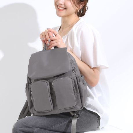 [^ԁFC7004008]yfUCztgɗ̃|Pbg2bNłBƂRpNgTCYȂ̂ŉוȂAigɂ߂łBy@\z{̂ɝfނgpĂ܂Bǐʂ͉ivł͂܂jydlzE|PbgF~5 O~5Ɩ̊֌WɂAۂFČꍇ܂B܂Ap\REX}[gtHȂǂ̊ɂA኱iƉ摜̃J[قȂꍇ܂Bd:395g