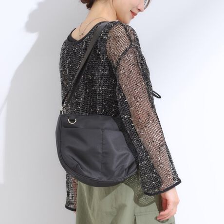 [^ԁFC7004009]yfUCzƃn̂fނgn[t[^̃V_[obOłBtg̃|Pbgɂ̓^bNĂӂ炵VGbgɎdグ܂BOƓɍ킹7̃|PbĝŁAsȂǂ̃gxobOTuobOƂĂ􂷂TCYłBy@\z{̂ɝfނgpĂ܂Bǐʂ͉ivł͂܂jydlzE|PbgF~3 O~4Ɩ̊֌WɂAۂFČꍇ܂B܂Ap\REX}[gtHȂǂ̊ɂA኱iƉ摜̃J[قȂꍇ܂Bd:240g