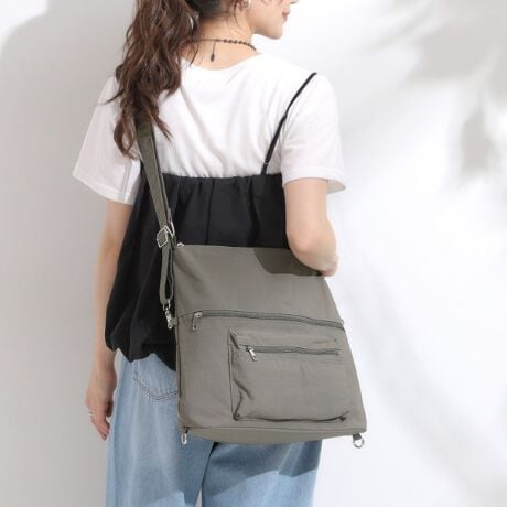 [^ԁFC7004010]yfUCz|̃g[gƃbNɂȂAV_[RtւƎ΂ߊ|̃V_[ƂĂg3WAYdl̃obOłB肰Ȃiq̓ngpAJWAȂۂɎdグ܂By@\z{̂ɂ͝ngpĂ܂Bǐʂ͉ivł͂܂jydlzE|PbgFt@Xi[t~1 O~6it@Xi[t~4jEA4t@C[Ɩ̊֌WɂAۂFČꍇ܂B܂Ap\REX}[gtHȂǂ̊ɂA኱iƉ摜̃J[قȂꍇ܂Bd:365g