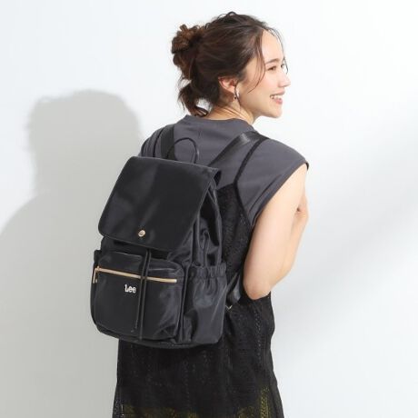 [^ԁFC7004018]yfUCzLeeʒ̃bNłBtbvfUCŋS[hɂĂ܂̂ŁAJWA߂ȂbNɎdグ܂Bwʂ̃t@Xi[͖{̂ɂȂĂ܂̂ŁAוoۂɕ֗łB804J[͈ꕔX܌J[łBy@\z{̂ɝfނgpĂ܂Bǐʂ͉ivł͂܂jydlzE|PbgFO~3 ~7EA4TCY[Ɩ̊֌WɂAۂFČꍇ܂B܂Ap\REX}[gtHȂǂ̊ɂA኱iƉ摜̃J[قȂꍇ܂Bd:520g(TvTCY)