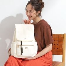 シューラルー(SHOOLARUE)の【Lee別注／撥水】フラップリュック