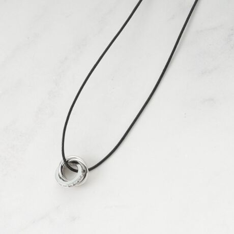 [^ԁFC7084003]L[rbNWRjÃ~jO`[t }`WAYlbNXт₩ȃL[rbNWRjAgp~jO͓IȃqlbNXBVvȂ݊̂fUĆAfC[R[fʂȃV[܂ŕLpł܂B}`WAYfUCŁAlXȃX^CyނƂł̂|CgłBi̓L[rbNWRjAFPL[rbNWRjAAlbNXŜāA؂₩Ȉۂ^܂B}`WAYfUCFς邱ƂŁAXChp[cg̃X^CyނƂł܂BVvȃV[glbNXAOlbNXA炷X^C܂ŎR݁Bgp@XChp[cgāA𒲐ÃX^Cɍ킹fUCyłBƖ̊֌WɂAۂFČꍇ܂B܂Ap\REX}[gtHȂǂ̊ɂA኱iƉ摜̃J[قȂꍇ܂B