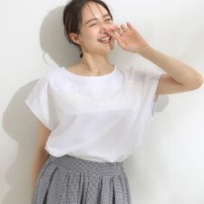 【洗えるS-LL体型カバー】レース使いが華やか フレンチスリーブコットンTシャツ