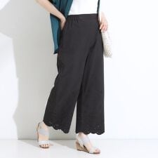 【S-LL】華やかさをプラスする 裾刺繍ストレートパンツ