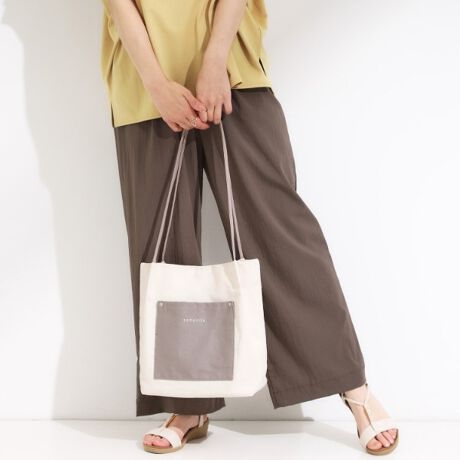 [^ԁFC7004015]yfUCz܂݃nhdlłӂƊۂ݂z̃g[gobOłB߂ɐݒ肳ꂽV_[Ō|₷̂͂łBhイ̃VvŁAX^COɓ݂₷łBydlzE|PbgF~2 O~2Ɩ̊֌WɂAۂFČꍇ܂B܂Ap\REX}[gtHȂǂ̊ɂA኱iƉ摜̃J[قȂꍇ܂Bd:215g