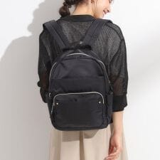 シューラルー(SHOOLARUE)の【撥水】整理整頓できちゃうリュック【低反発ショルダー】
