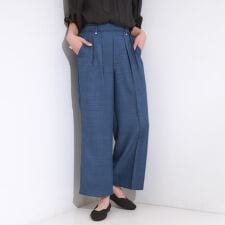 【S-LL洗濯後しわになりにくい】ゴールドパーツがアクセント 麻調タックワイドパンツ