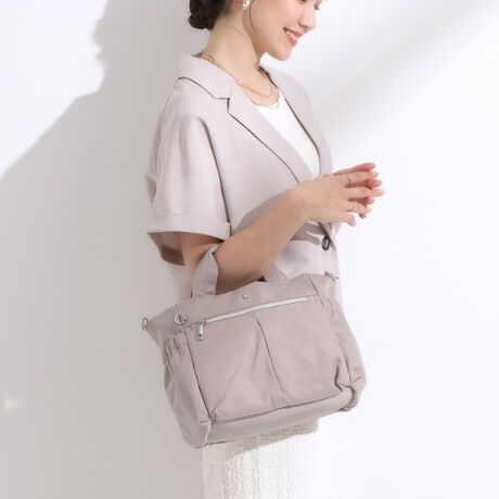 [^ԁFC7004031]yfUCzƊO9̃|Pbg~hTCỸg[gobOłBtg̃t@Xi[|PbgATCh̃I[v|PbgAC[̑Oɂ|PbgAwʂ̃|PbgA̓|PbgƁAו̎dɕ֗ȑ|PbgdlłBy@\z{̂ɂ͝ngpĂ܂Bǐʂ͉ivł͂܂jO\ȃV_[RtĂ̂ŁA2WAYłp܂BydlzE|PbgF~5 O~4Ɩ̊֌WɂAۂFČꍇ܂B܂Ap\REX}[gtHȂǂ̊ɂA኱iƉ摜̃J[قȂꍇ܂Bd:360g