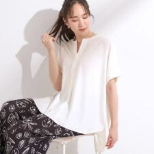 【S-LL】さらりとしたタッチが上品見え ワンボタンデザイン トップス
