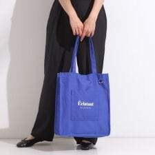 シューラルー(SHOOLARUE)の【ラッキーカラー推し活にも】うちわも入るキャンバストートバッグ