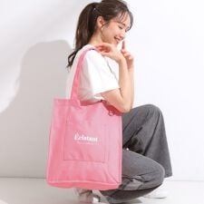 シューラルー(SHOOLARUE)の【ラッキーカラー推し活にも】うちわも入るキャンバストートバッグ