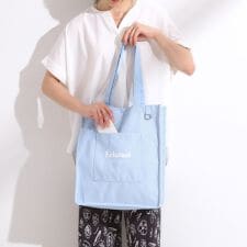 シューラルー(SHOOLARUE)の【ラッキーカラー推し活にも】うちわも入るキャンバストートバッグ