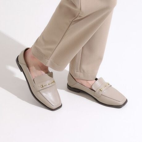 [^ԁFC7014010]TbƗĂ炭ȃou[VX^C̑lfUCrbg[t@[߃|Cg1VvȂꂽfUĆBrbg|CgƂȂAǎ̂郂_Ȉۂ^܂BItBXJWAȃV[ł̒pɂ҂ŁAǂȃX^Cɂ}b`܂B߃|Cg2~ܐ敔ɁÂɂyfނgp~gpĂ܂B߃|Cg3~ܐ敔ɁÂfނgpAĂɊĉKłB߃|Cg4ӂӂNbVs̕SyAKȗSn܂B߃|Cg5ou[VL̃Xb|X^ĆAƂ߂ĒEȒPB߃|Cg6ɂAEg\[芴񋟂ASĕsł܂̏i͔Ŕ܂B炩߂Byfށzvydlz22.5cmF7.6cm  23.5cmF7.8cm  24.5cmF8.0cm  25cmF8.1cmyꕔXܓWJzȉ̃TCÝAꕔ̓X܂ł̂舵ƂȂ܂B25i22D5cmjE50i25D0cmjƖ̊֌WɂAۂFČꍇ܂B܂Ap\REX}[gtHȂǂ̊ɂA኱iƉ摜̃J[قȂꍇ܂Bd:Б245g(TvTCY)