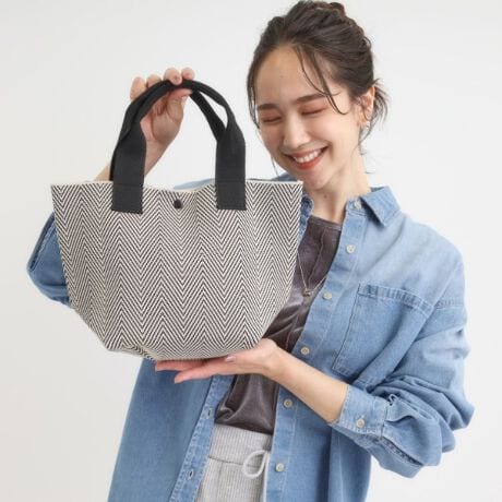 [^ԁFC7004032]yfUCz{̂jbgŎdグĂ̂ŁA炩JWAȕ͋CɎdグ܂BXgCvAփ{AqE3pӂ܂B`TCYȂ̂ŕigɂ߂łBydlzE|PbgF~1Ɩ̊֌WɂAۂFČꍇ܂B܂Ap\REX}[gtHȂǂ̊ɂA኱iƉ摜̃J[قȂꍇ܂Bd:245g