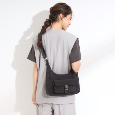 [^ԁFC7004054]yfUCzgĥ闧̃|PbgV_[obOłBV_[R͍Ȃ̂ŁAJWA߂ȂۂɎdグ܂By@\z{̂ɝfނgpĂ܂Bǐʂ͉ivł͂܂jydlzE|PbgF~2 O~1Ɩ̊֌WɂAۂFČꍇ܂B܂Ap\REX}[gtHȂǂ̊ɂA኱iƉ摜̃J[قȂꍇ܂Bd:310g