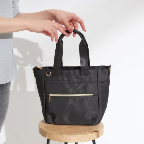 [^ԁFC7004049]yfUCztgɃt@Xi[|PbgAt@Xi[LbƂĂăJWA߂ȂڂɎdグ܂BwʂɃI[v|PbgATbƎôĂ̂ɕ֗łB{̂ɂ͏̂fނgpĂ܂̂ŁAJWA߂ȂۂɎdグ܂By@\z{̂ɂ͝fނgpĂ܂Bǐʂ͉ivł͂܂BjydlzE|PbgF~3 O~2Ɩ̊֌WɂAۂFČꍇ܂B܂Ap\REX}[gtHȂǂ̊ɂA኱iƉ摜̃J[قȂꍇ܂Bd:285g