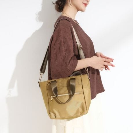 [^ԁFC7004049]yfUCztgɃt@Xi[|PbgAt@Xi[LbƂĂăJWA߂ȂڂɎdグ܂BwʂɃI[v|PbgATbƎôĂ̂ɕ֗łB{̂ɂ͏̂fނgpĂ܂̂ŁAJWA߂ȂۂɎdグ܂By@\z{̂ɂ͝fނgpĂ܂Bǐʂ͉ivł͂܂BjydlzE|PbgF~3 O~2Ɩ̊֌WɂAۂFČꍇ܂B܂Ap\REX}[gtHȂǂ̊ɂA኱iƉ摜̃J[قȂꍇ܂Bd:285g