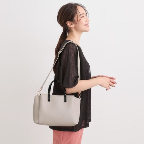 [^ԁFC7004039]yfUCzC[̑OɃ|PbgA3wɂȂĂg[gobOłB019iubNjȊO̓nhzFɂă|Cgɂ܂BԂȃTCYȂ̂ŁAN炵2obO1ɂ̂߂łBy@\zO\ȃV_[RtĂ܂̂ŁA2WAYłgp܂BydlzE|PbgF~1Ɩ̊֌WɂAۂFČꍇ܂B܂Ap\REX}[gtHȂǂ̊ɂA኱iƉ摜̃J[قȂꍇ܂Bd:410g