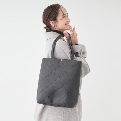 [^ԁFC7004046]yfUCzVvȂoCAX`FbŇ^ł肰Ȃ\og[gobOłB}`̂ŁAŒ̉ו莝^ׂ̂ŁAʋΒʊwɂ߂łBydlzE|PbgF~3EA4t@C[Ɩ̊֌WɂAۂFČꍇ܂B܂Ap\REX}[gtHȂǂ̊ɂA኱iƉ摜̃J[قȂꍇ܂Bd:305g