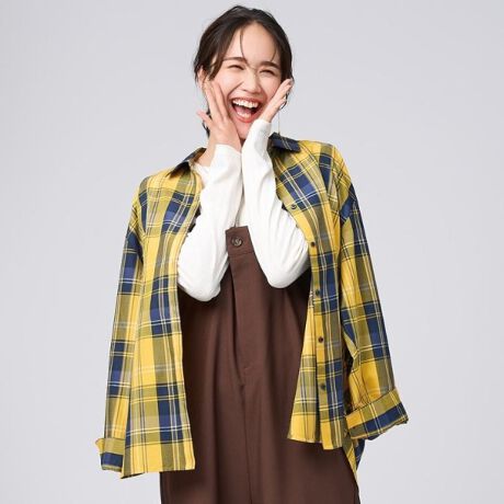 [^ԁFC6284004]y2025/ 9/ 25()LIVE SHOPPINGłЉiłzyfUCzx[VbNȃVc݂ŁAƌfUCBƂ̂TCYȂ̂ł܂ƂȂꂽۂɁBCɂȂ鍘Jo[łA߂̒|CgBƂ߂Ȃ̂ŃtƃbNX˔ꖇByX^COzɒ̎ŃC[WςAȂɂďH~t̃X[V[YŎg܂B͑O{^JTVc^NgbvɉHDƂĒAɂ̓jbgxXgȂǂ̃Ci[ƂĂ􂵂܂Byfށz_炩ȃVcnBƖ̊֌WɂAۂFČꍇ܂B܂Ap\REX}[gtHȂǂ̊ɂA኱iƉ摜̃J[قȂꍇ܂B