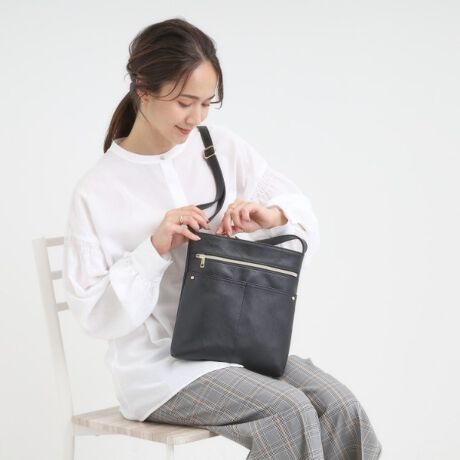 [^ԁFC7004072]yfUCzV[[ŐlC̃ĉ鍇gp~jV_[łBOʂ2̃I[v|Pbgƃt@Xi[|PbgAC[̑Oɂ|Pbg܂Big₷TCYŁAU₨ɍsۂɂ߂łBydlzE|PbgF~2 O~4Ɩ̊֌WɂAۂFČꍇ܂B܂Ap\REX}[gtHȂǂ̊ɂA኱iƉ摜̃J[قȂꍇ܂Bd:360g