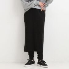 ワンランク上の着こなしに レギンスつきスカート