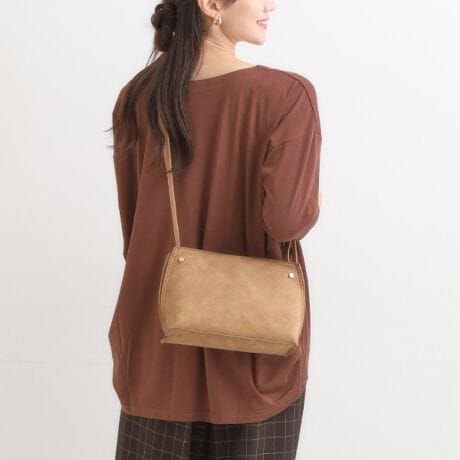 [^ԁFC7004070]yfUCzNтȑfނgpAH~炵o܂BfUCȂ̂ŁAꂢڃR[fɂ߂łBO|PbgɊiqXeb`ăfUC̃|CgɂĂ܂BydlzE|PbgFO~2Ɩ̊֌WɂAۂFČꍇ܂B܂Ap\REX}[gtHȂǂ̊ɂA኱iƉ摜̃J[قȂꍇ܂Bd:295g