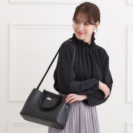 [^ԁFC7005003]yfUCztg̏|Cg̃g[gobOłBobO̒Ƀt@Xi[|PbgA厖Ȃ̂Ă̂ɕ֗łBnh͓|dlɂȂĂ܂̂ŁAGɒuۂȂǂɎ܂₷Ă܂By@\zO\ȃV_[RtĂ̂ŁA2WAYłp܂BydlzE|PbgF~1Ɩ̊֌WɂAۂFČꍇ܂B܂Ap\REX}[gtHȂǂ̊ɂA኱iƉ摜̃J[قȂꍇ܂Bd:560g(TvTCY)