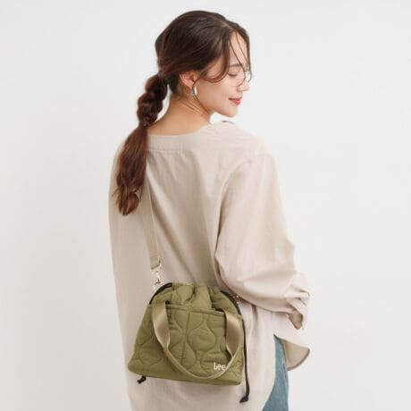 [^ԁFC7004059]yfUCzLeeʒ̋ВV_[łBN炵Ђ傤Lg{܂BRƂtHŃRpNgȌڂłA}`肠KvŒ̂̂^ׂTCYłBO|PbgtȂ̂łƂĂ̂ɕ֗łByfUCzO\ȃV_[RtĂ܂̂2WAYłp܂BydlzE|PbgFO~2 ~2Ɩ̊֌WɂAۂFČꍇ܂B܂Ap\REX}[gtHȂǂ̊ɂA኱iƉ摜̃J[قȂꍇ܂Bd:270g(TvTCY)